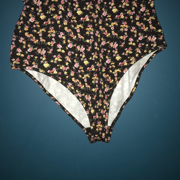 Forever 21 Black Flower Pattern Bodysuit - Picture 3 of 7